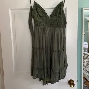 ILLA ILLA ruffle dress olive green S